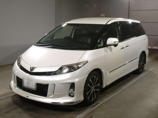 TOYOTA ESTIMA 2013