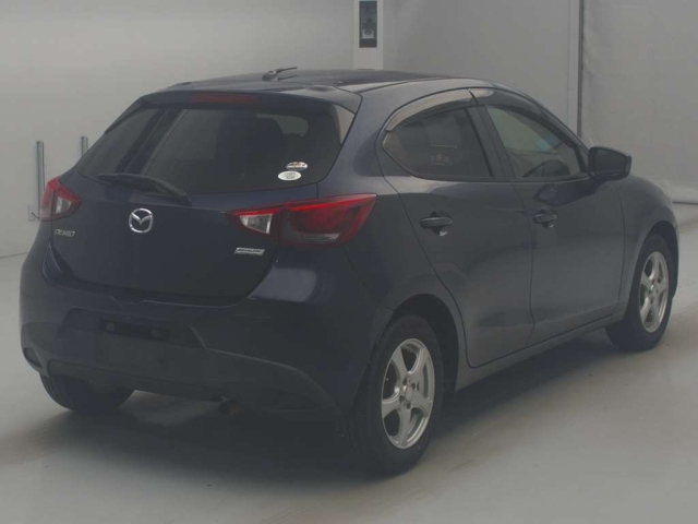 MAZDA DEMIO 2015