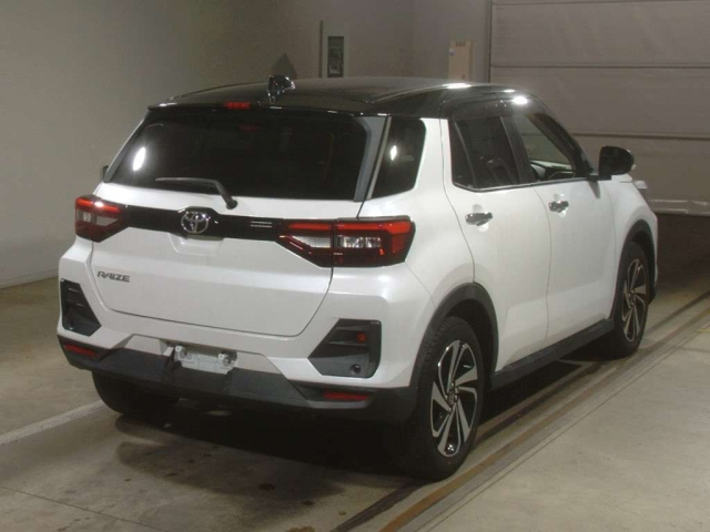 TOYOTA RAIZE 2021