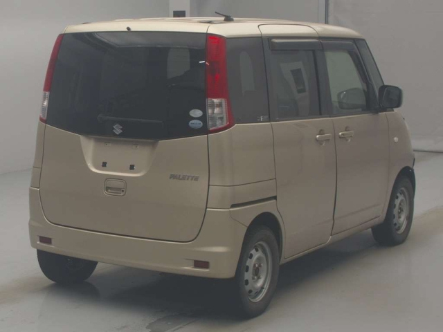 SUZUKI PALETTE 2010