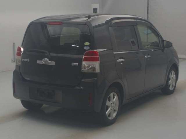 TOYOTA SPADE 2012
