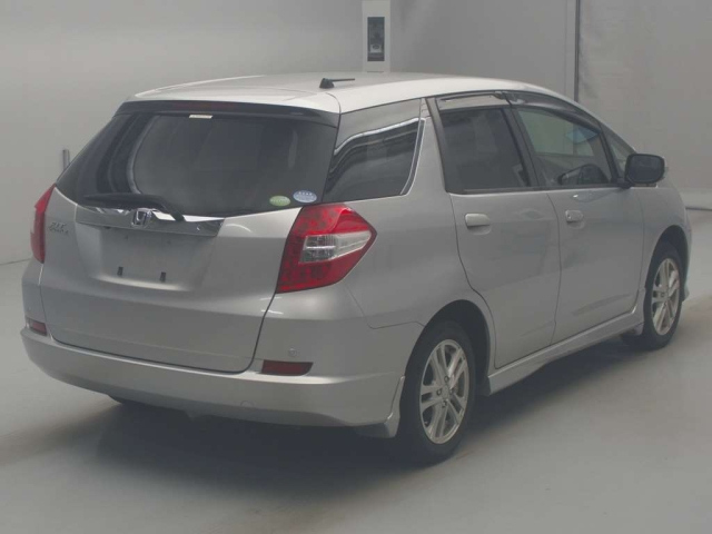 HONDA FIT SHUTTLE 2011