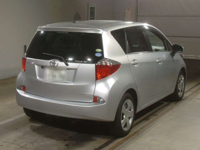 TOYOTA RACTIS 2011
