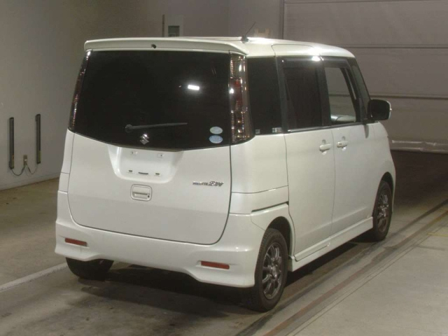 SUZUKI PALETTE 2011