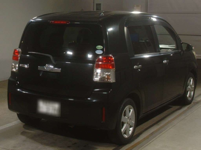 TOYOTA SPADE 2013