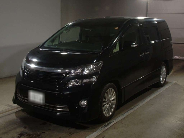 TOYOTA VELLFIRE 2013