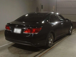 TOYOTA CROWN 2013