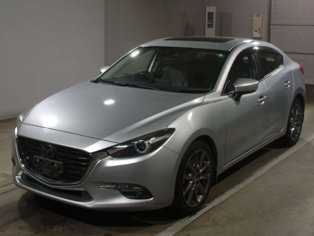 MAZDA AXELA 2016