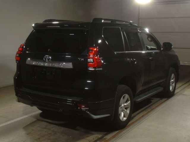 TOYOTA LAND CRUISER PRADO 2022