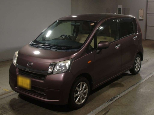 DAIHATSU MOVE 2013