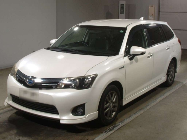 TOYOTA COROLLA FIELDER 2014