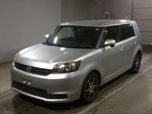 TOYOTA COROLLA RUMION 2010