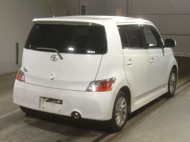 TOYOTA BB 2008