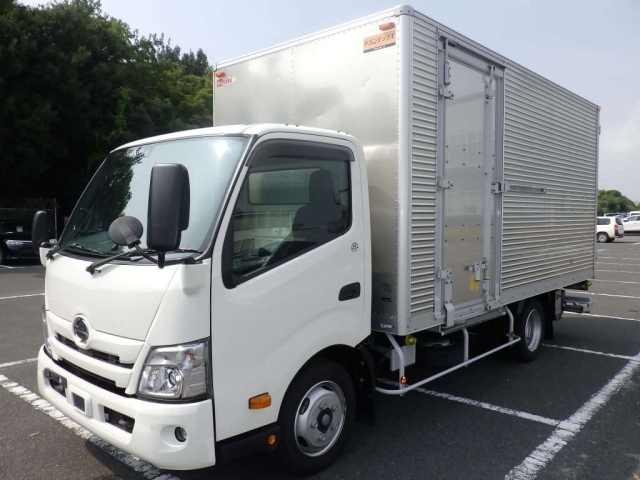 HINO DUTRO 2023