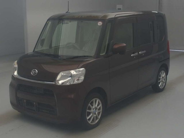 DAIHATSU TANTO 2014