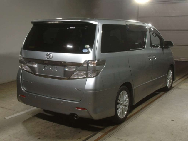 TOYOTA VELLFIRE 2012