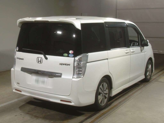 HONDA STEP WAGON 2013