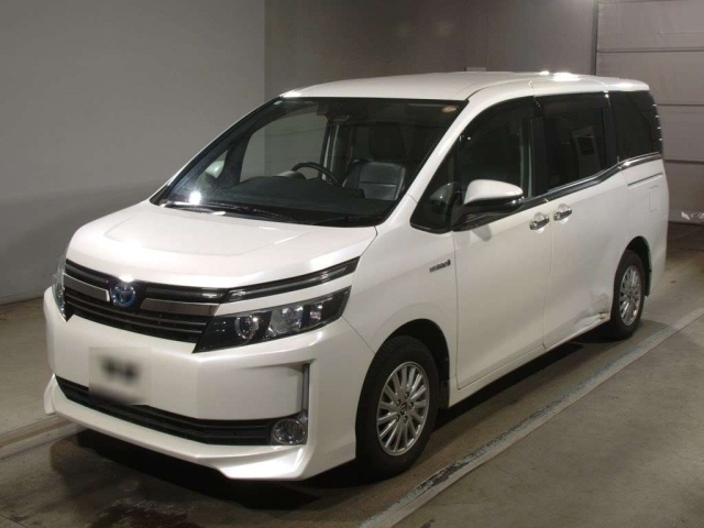 TOYOTA VOXY 2016