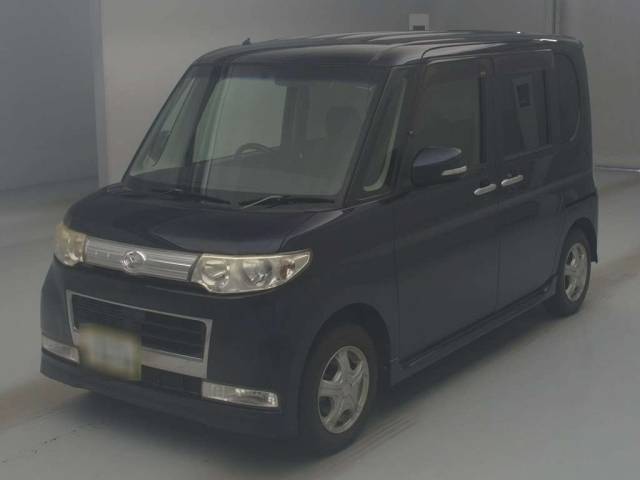 DAIHATSU TANTO 2010