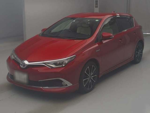 TOYOTA AURIS 2016