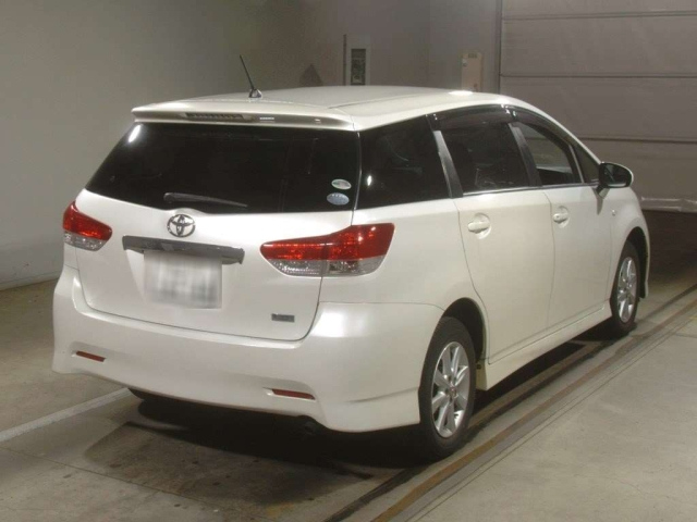 TOYOTA WISH 2009