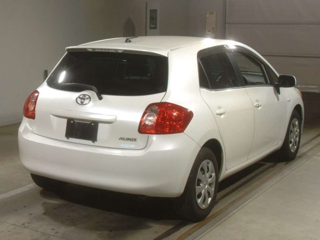 TOYOTA AURIS 2008