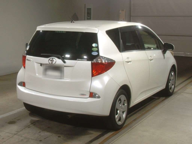 TOYOTA RACTIS 2013