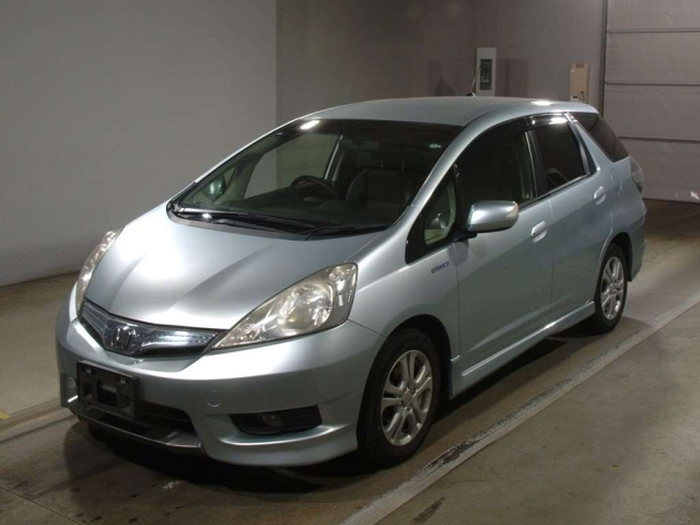 HONDA FIT SHUTTLE 2013
