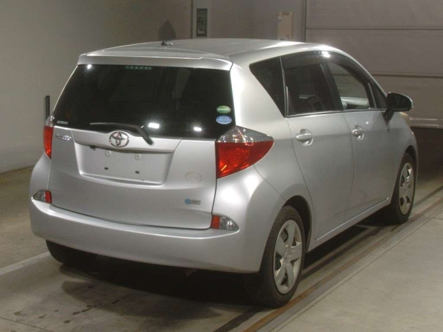 TOYOTA RACTIS 2012