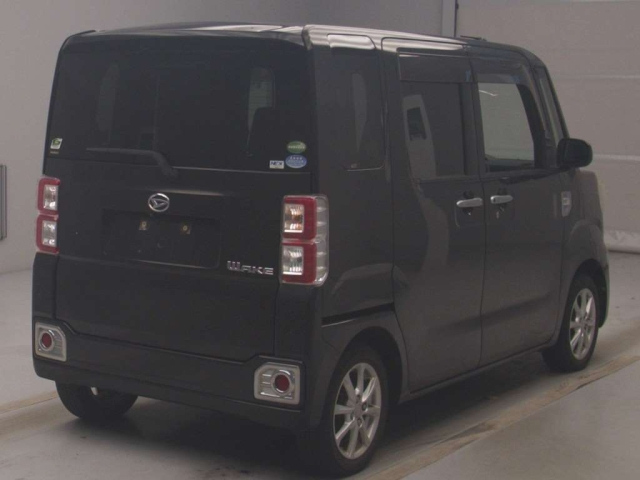 DAIHATSU WAKE 2018