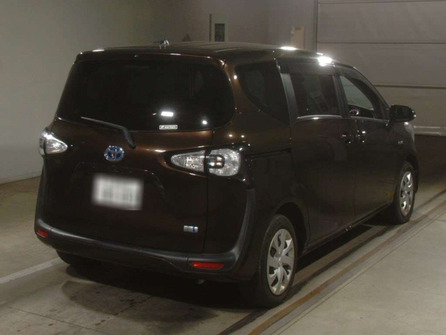 TOYOTA SIENTA 2015
