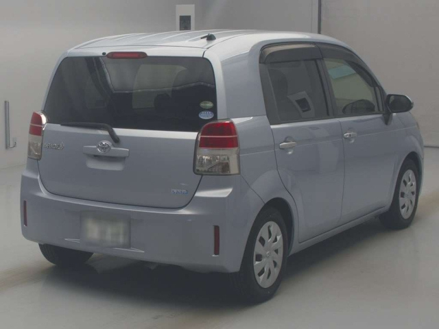 TOYOTA SPADE 2015