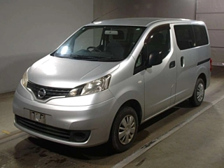 NISSAN NV200 2010