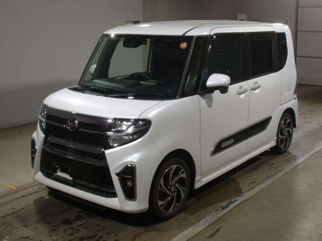 DAIHATSU TANTO 2021