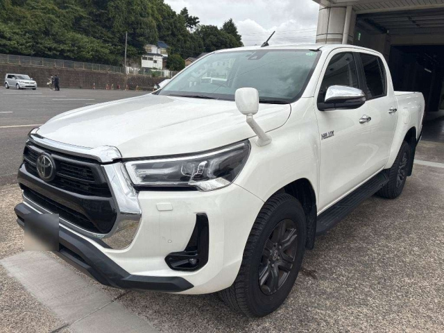 TOYOTA HILUX 2023