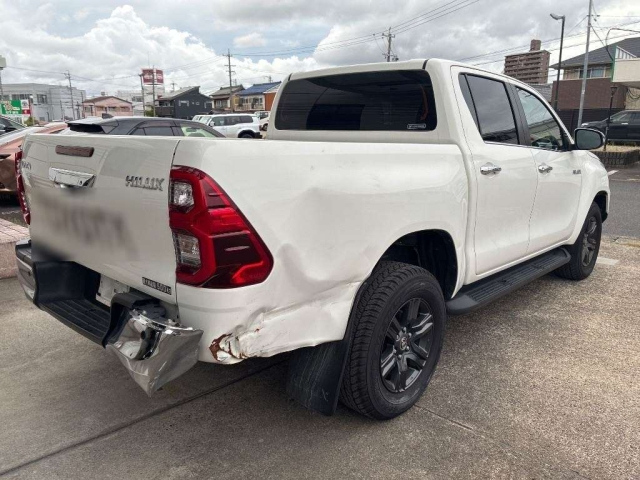 TOYOTA HILUX 2023