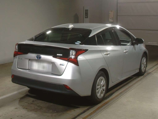 TOYOTA PRIUS 2019