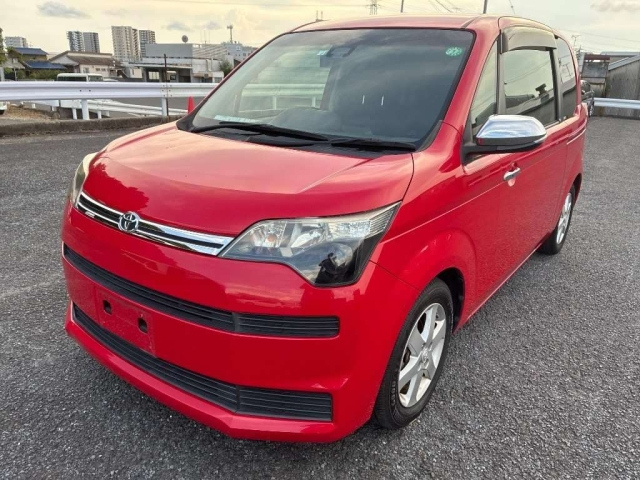 TOYOTA SPADE 2016