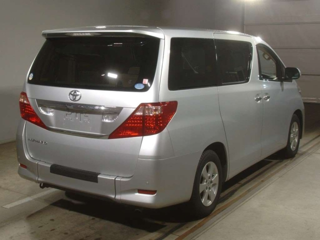 TOYOTA ALPHARD 2010