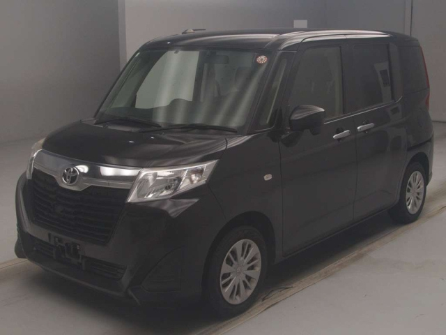 TOYOTA ROOMY 2016