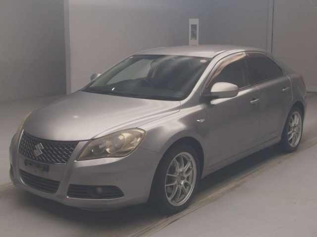 SUZUKI KIZASHI 2012