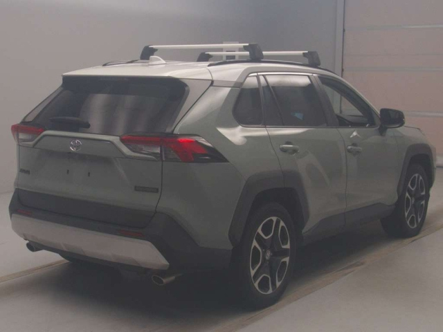 TOYOTA RAV4 2020