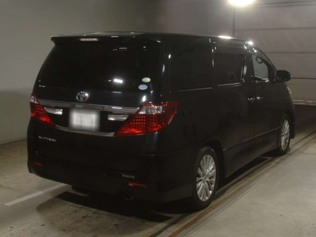 TOYOTA ALPHARD 2012