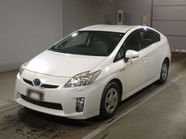 TOYOTA PRIUS 2011