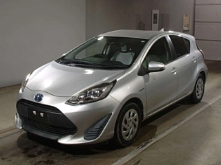 TOYOTA AQUA 2018