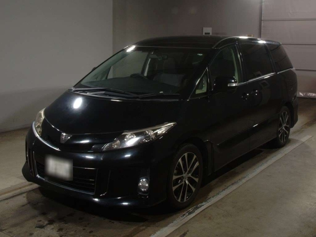 TOYOTA ESTIMA 2013
