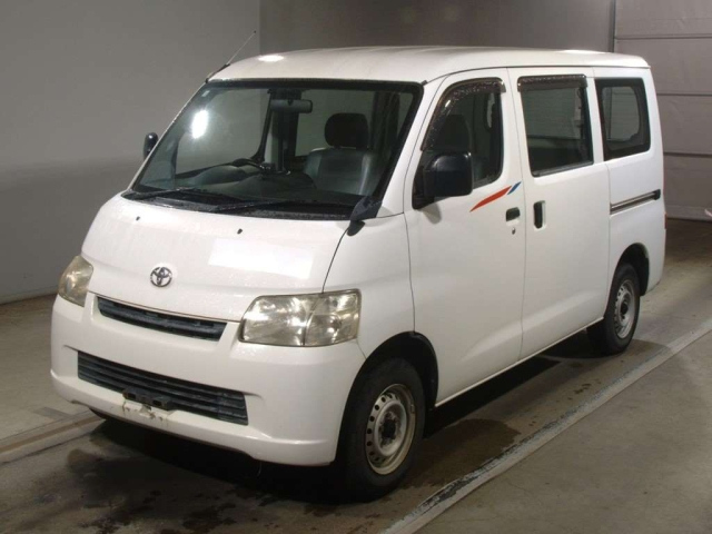 TOYOTA LITE ACE VAN 2013