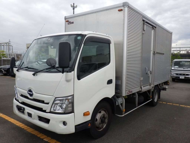 HINO DUTRO 2022