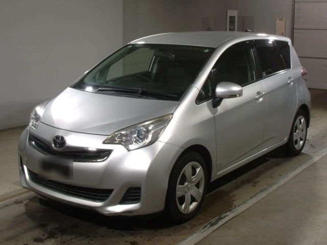 TOYOTA RACTIS 2014