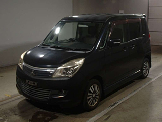 MITSUBISHI DELICA D2 2011